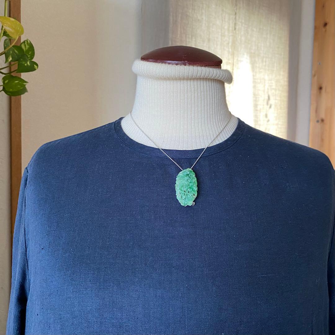 アンティーク翡翠ペンダント兼ブローチ 透かし柄の花鳥図透明感の良い