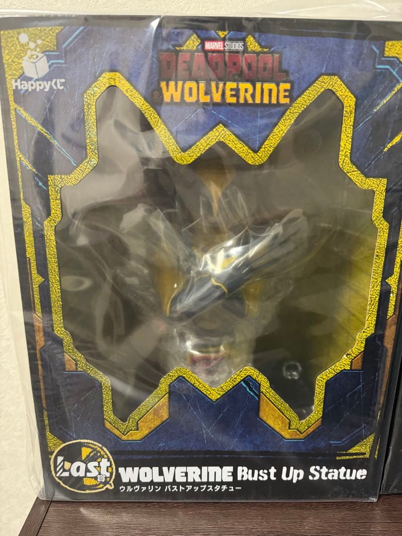 Happyくじ デッドプール & ウルヴァリン バストアップスタチュー セット