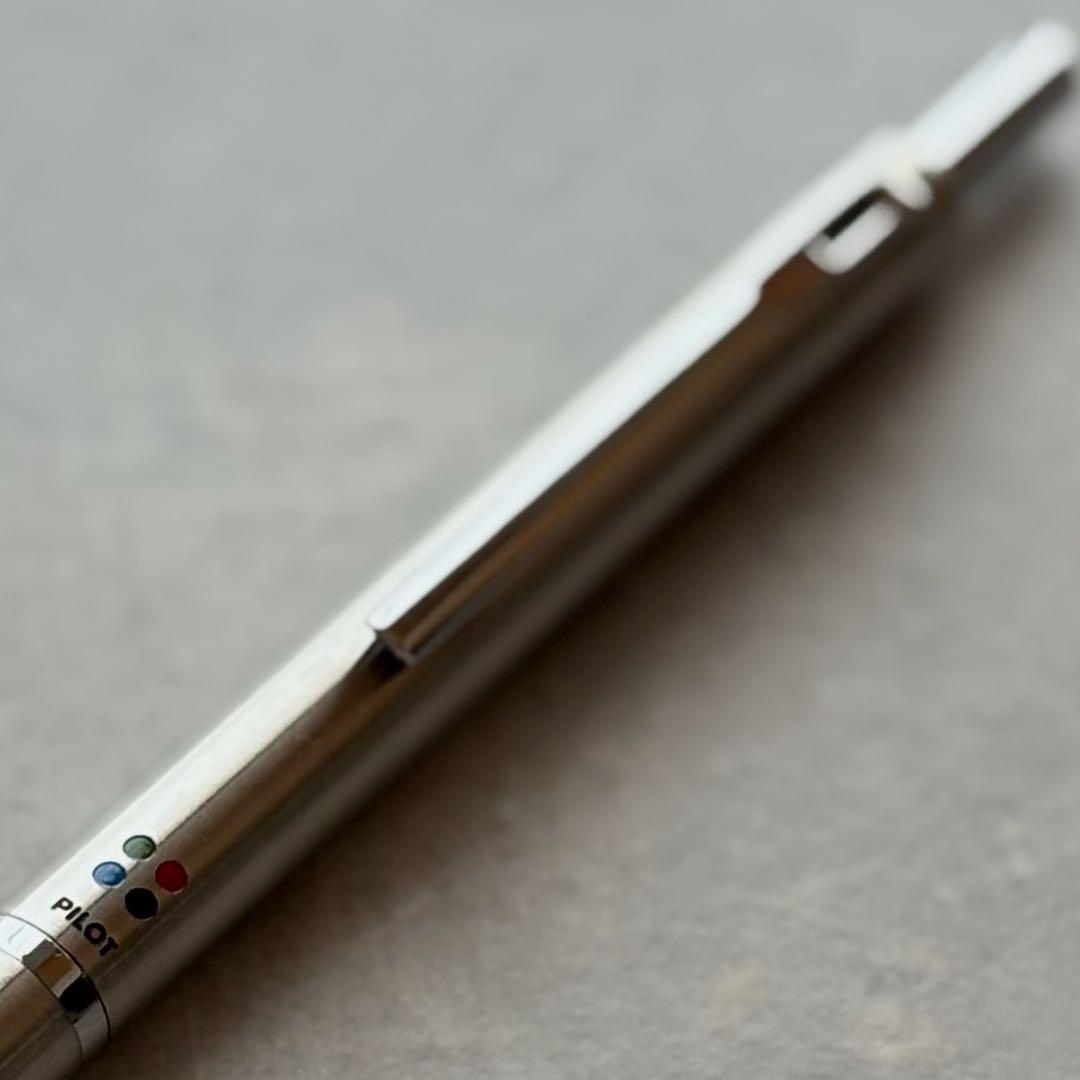 廃番】PILOT パイロット 細字4色 振り子式 多色ボールペン 多機能ペン