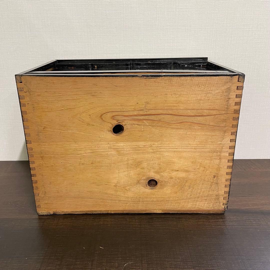 骨董・漆器】天然木 漆塗 重箱 外箱付き 蒔絵（竹・矢）三段重提重