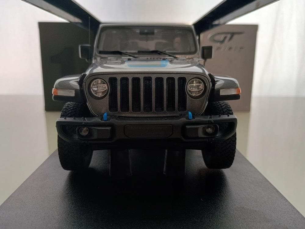 京商 GTスピリット ジープ ラングラー Jeep Wrangler 1/18