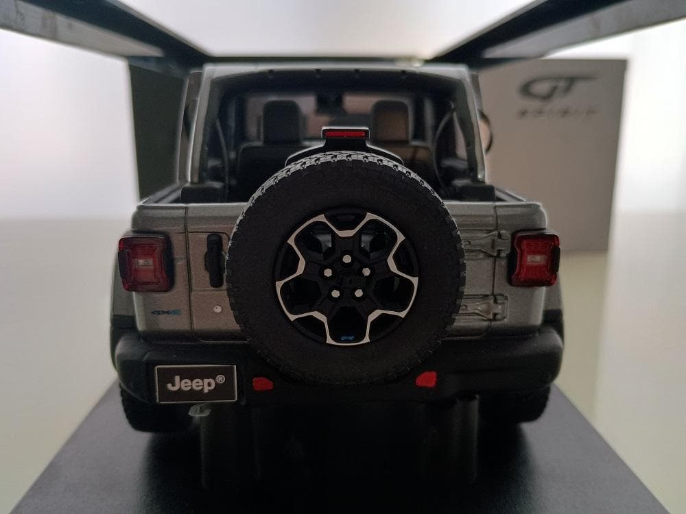 京商 GTスピリット ジープ ラングラー Jeep Wrangler 1/18