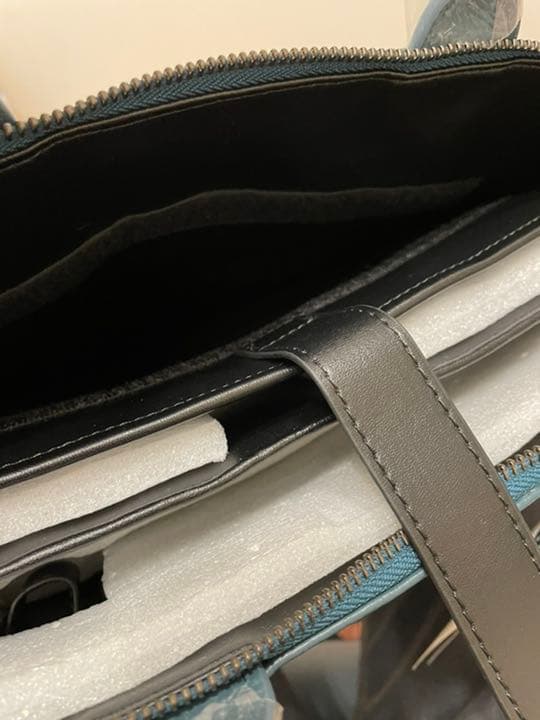 ビジネスレザーバッグ　makuake