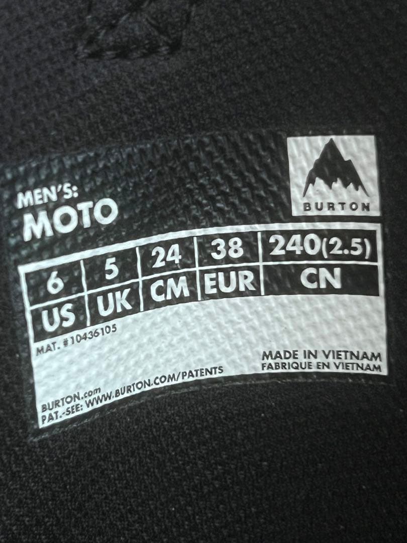 せ*ん様 中古美品！BURTON MOTOモデル 2023-2024