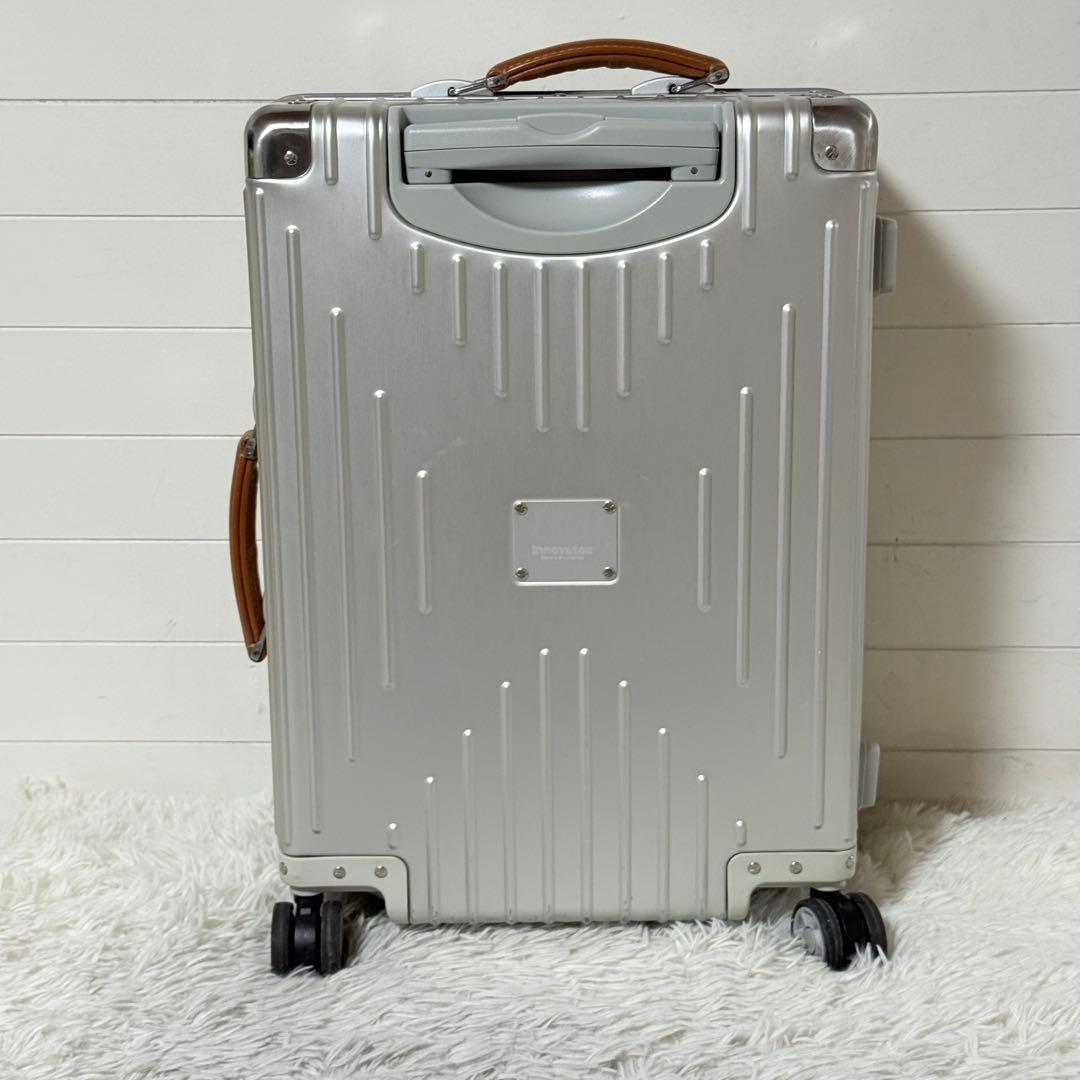 極美品✨イノベーター ステアリングシルバー INV1811 Sサイズ36L