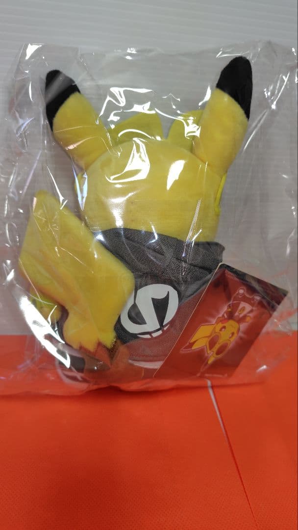 ポケモンセンター ぬいぐるみ ボスごっこピカチュウ スカル団 グズマ　ポケモン