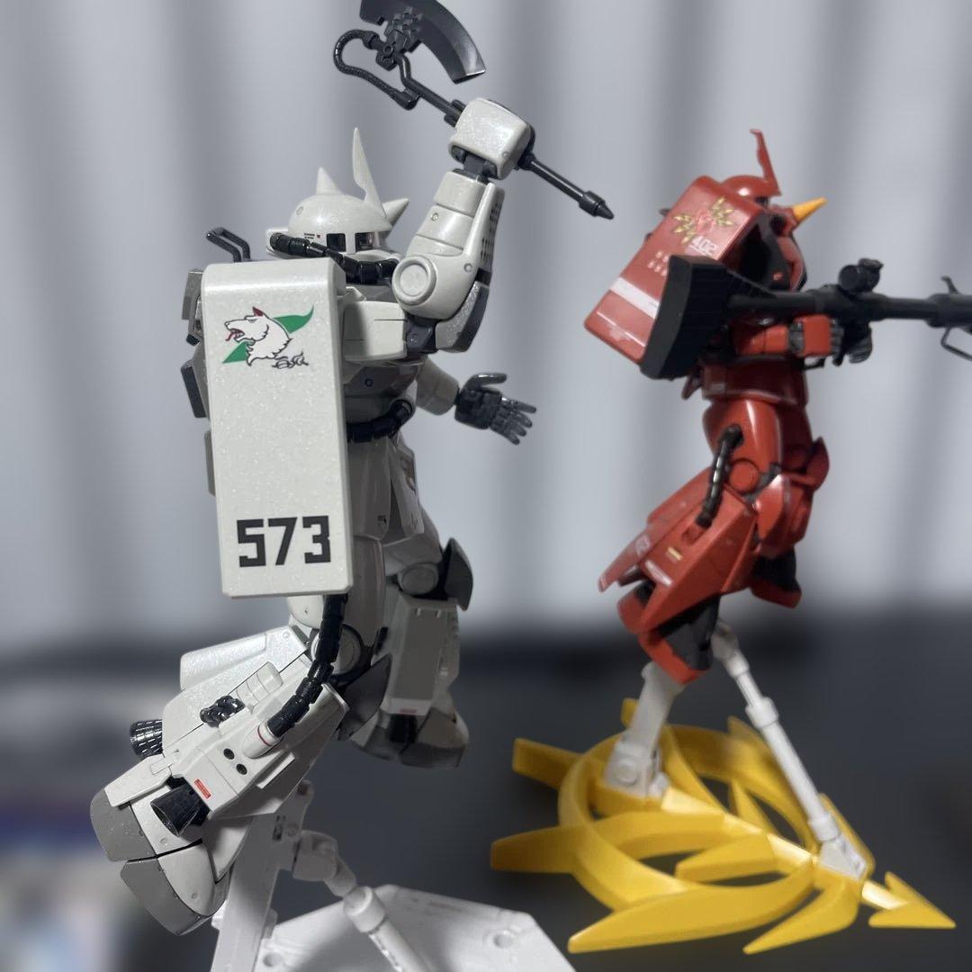 【美】MG1/100シンマツナガ専用ザクⅡと MGジョニーライデン専用ザクⅡ