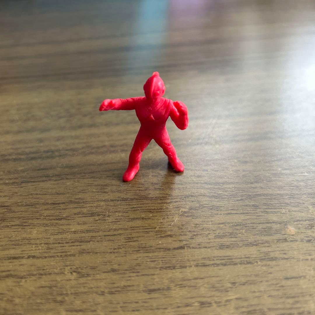 ウルトラマン 消しゴム フィギュア　8個セット