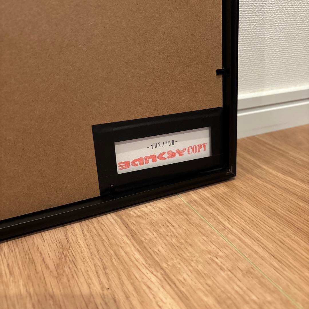 Banksy 花束を投げる男　ゴールド　wcp