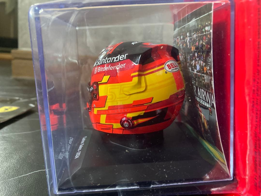 日本未発売　ビッグスケールF1コレクション　サインツ　2024 ヘルメット
