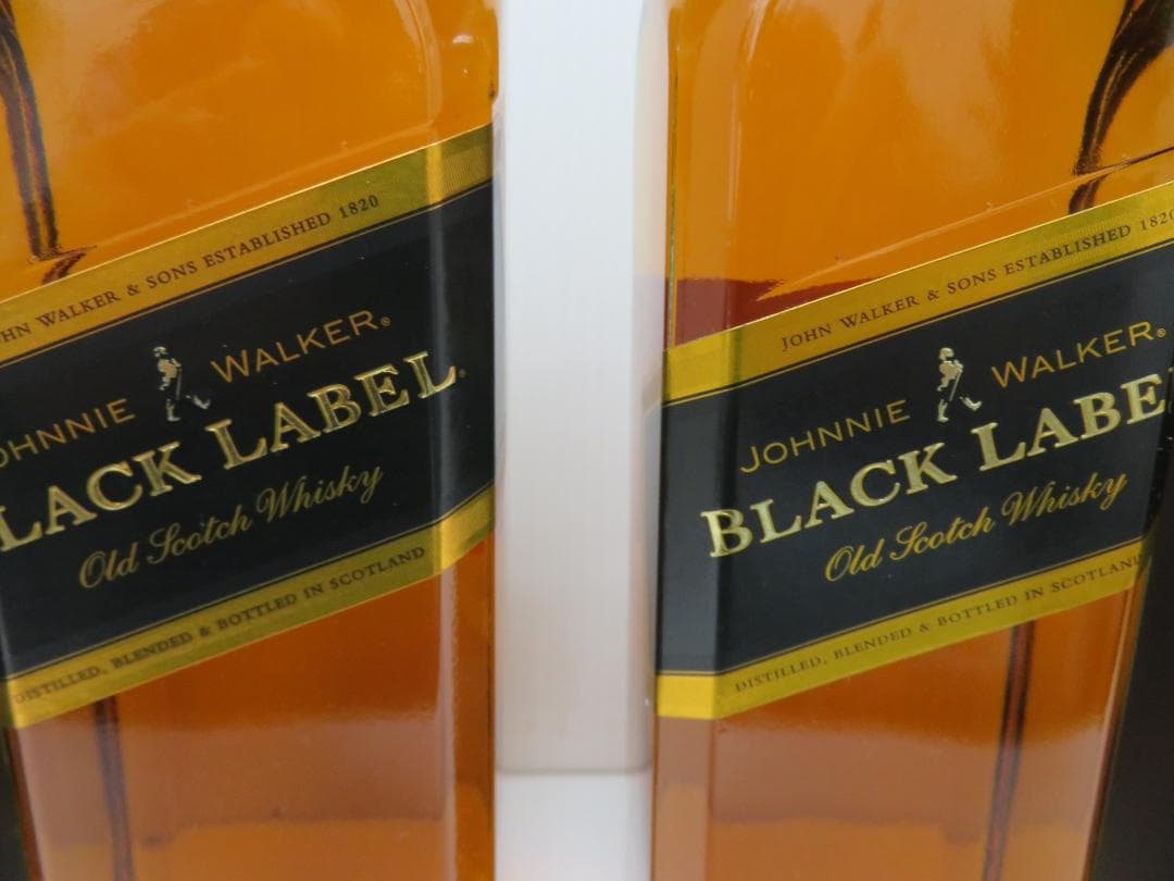 Johnnie Walker Black 12年 2本セット 未開栓 023 - メルカリ