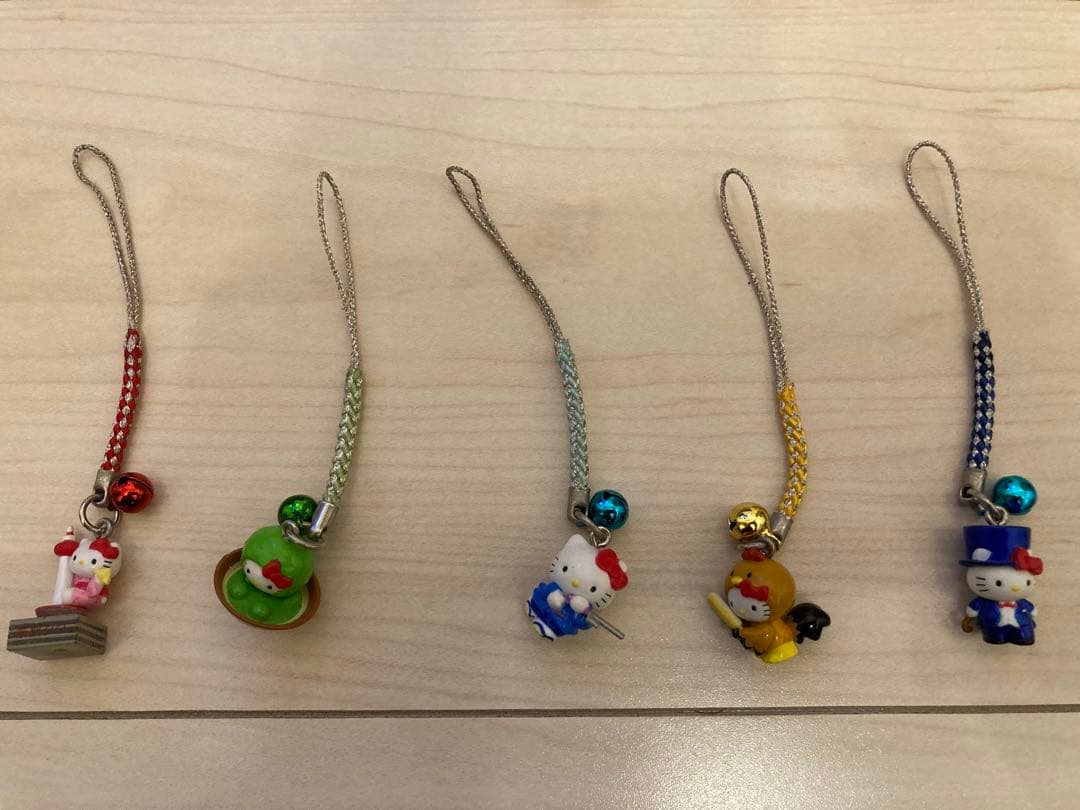 ご当地キティちゃん　ストラップ22個