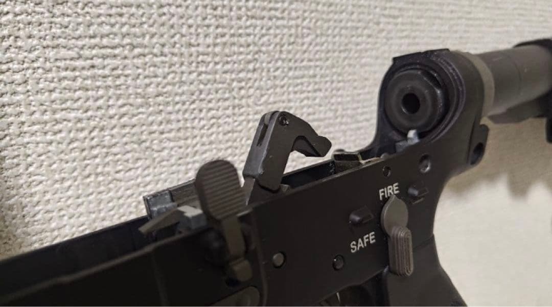 ウエスタンアームズ　M4 Knights SR-16 ガスブローバック