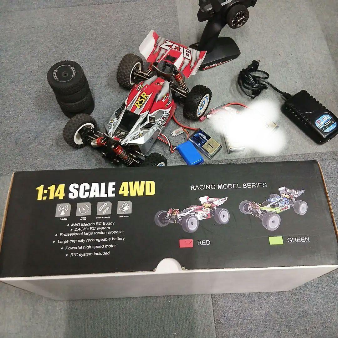 ハイテック　1/14 　ドライビングオフロードカー　ラジコンセット