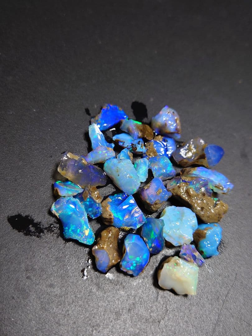 エチオピア チョーク オパール原石 詰合わせ 鉱物 標本 約10g分50CT近く