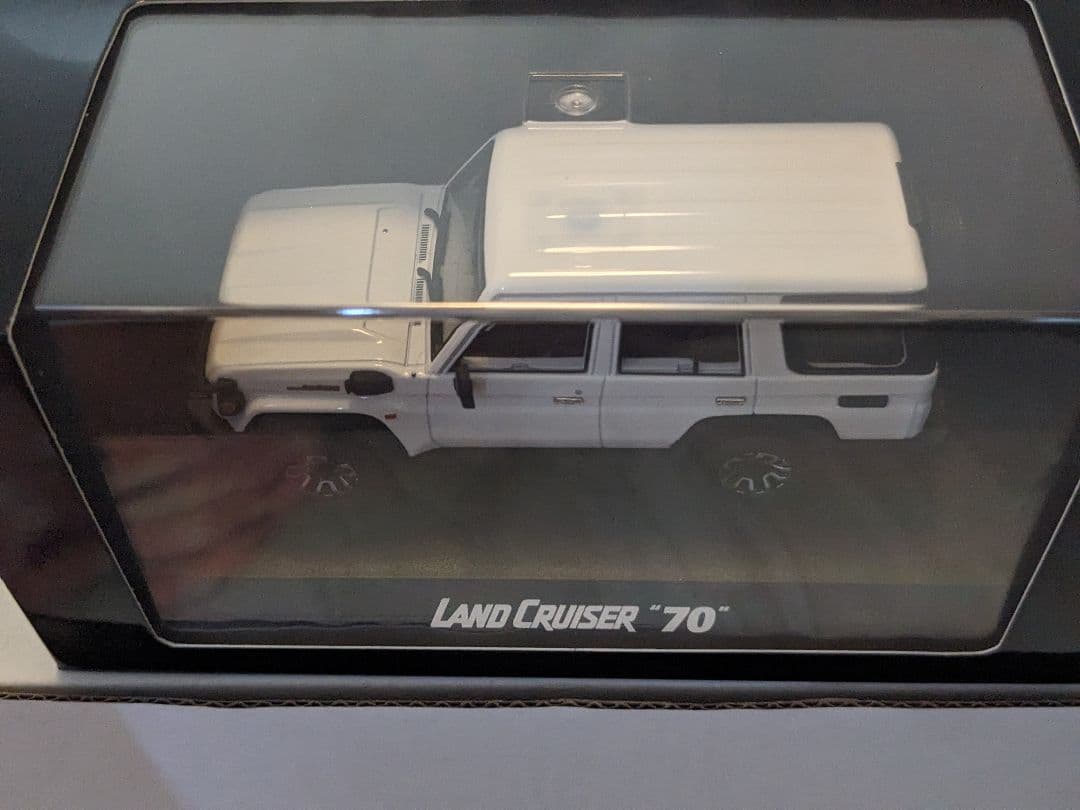 2025年最新ランクル70ミニカー ランドクルーザー70 ミニカー 京商 白
