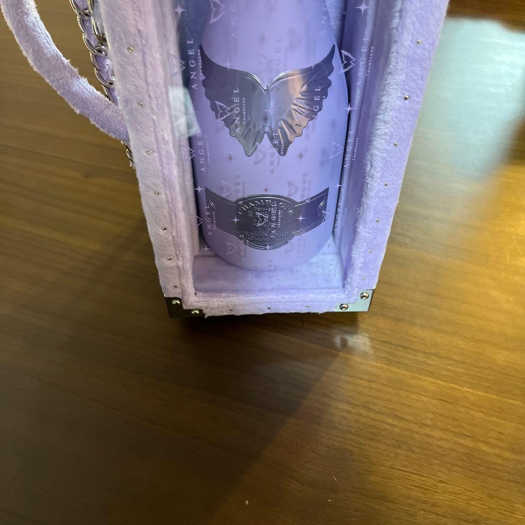 エンジェル紫「ハロウィン限定」空ボトルとキャリーケース 送料込みの