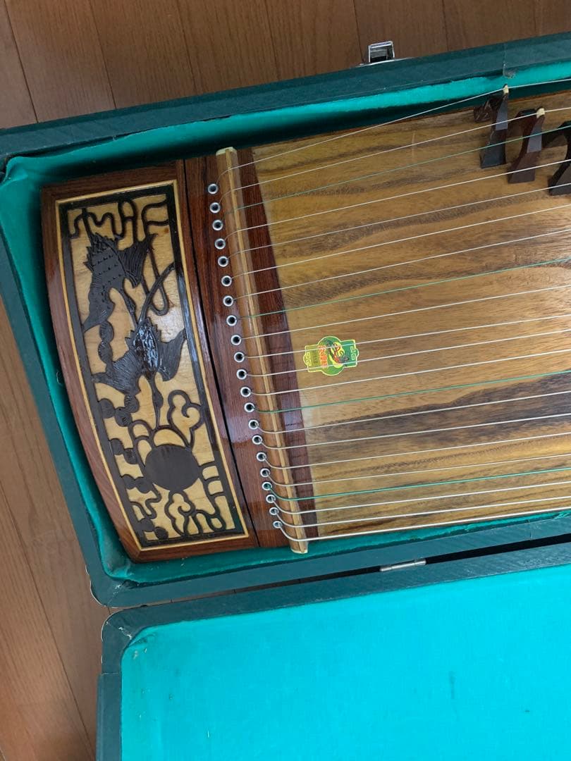 木製筝 ケース付き 彫刻入り