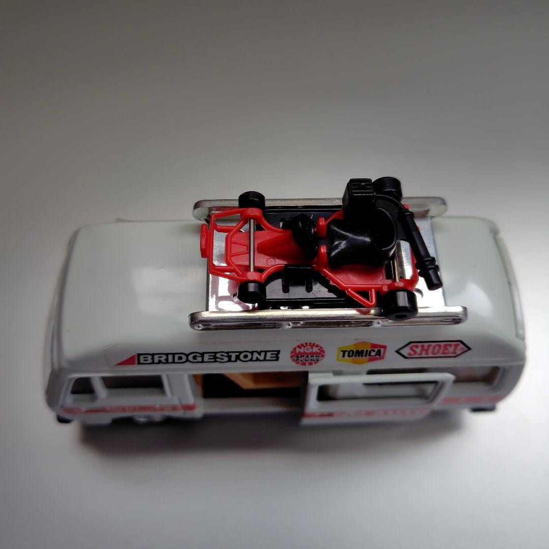 トミカダンディ　ニッサンキャラバン　　　　レジャーカー　レーシングカー