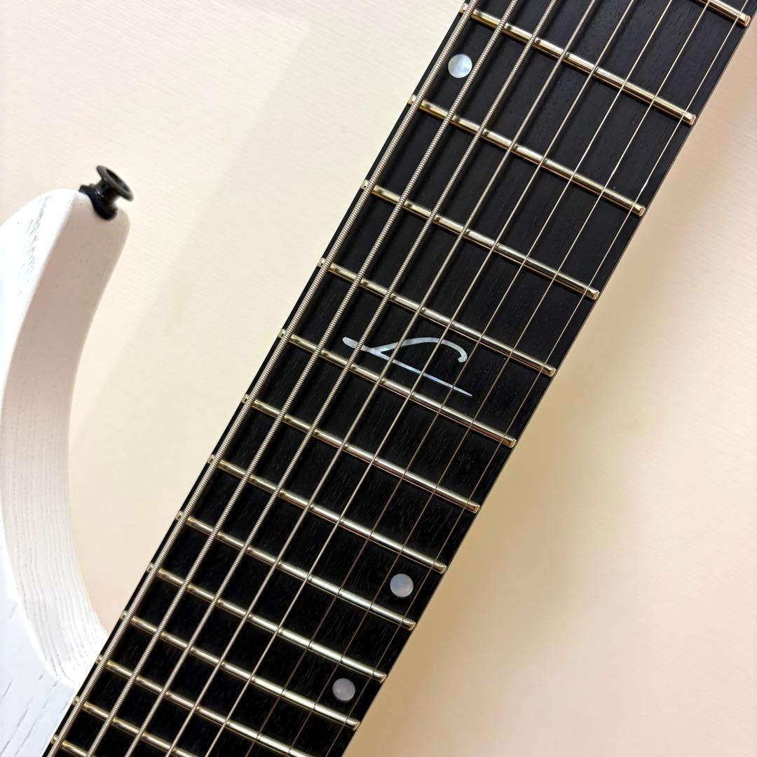 か*お様 Legator Ghost G8FP Snow Fall 8弦ヘッドレ