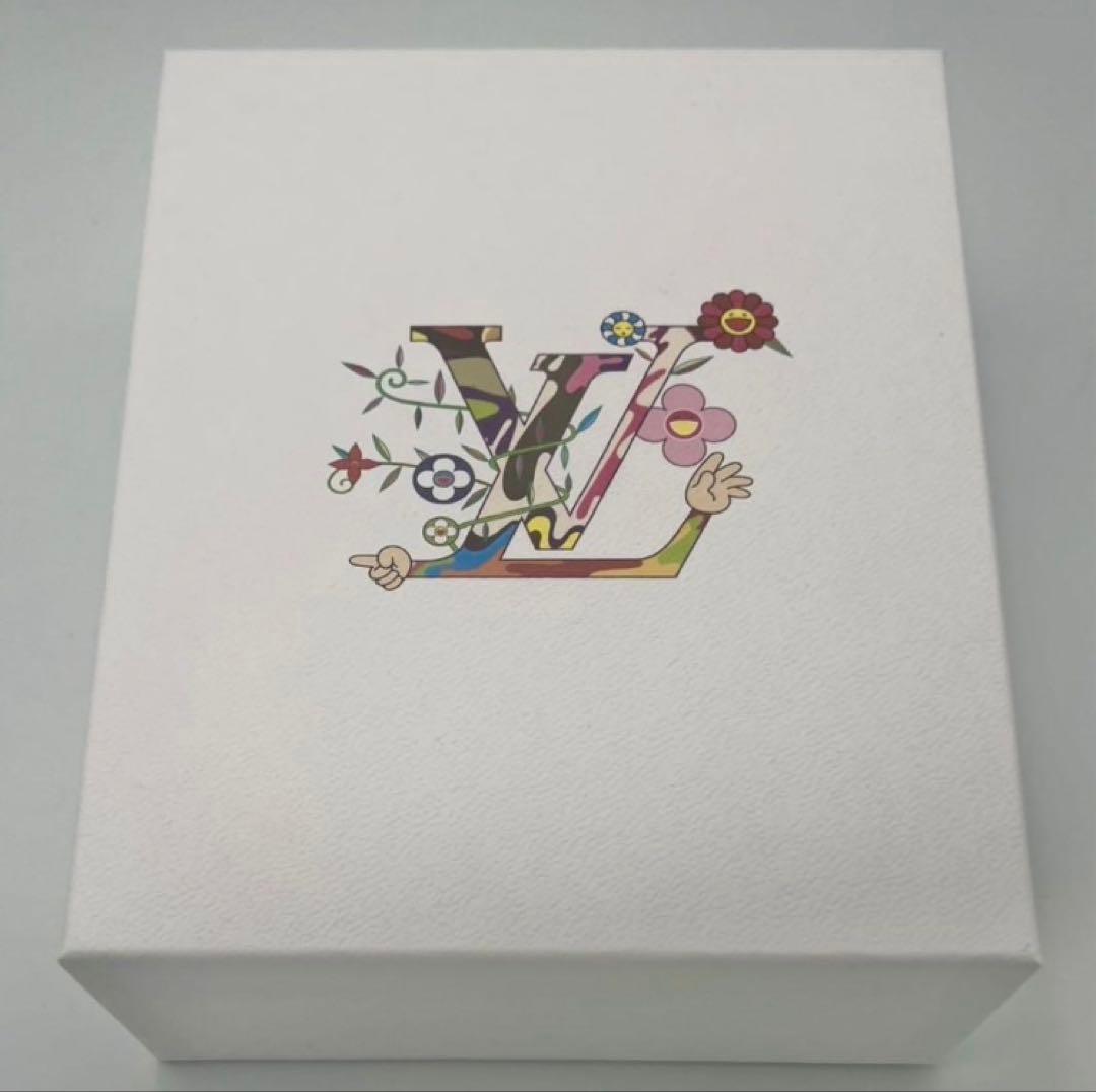 ルイヴィトン LV トレカ LOUIS VUITTON 村上隆 カード LV 村上隆 トレーディングカード : r/Louisvuitton