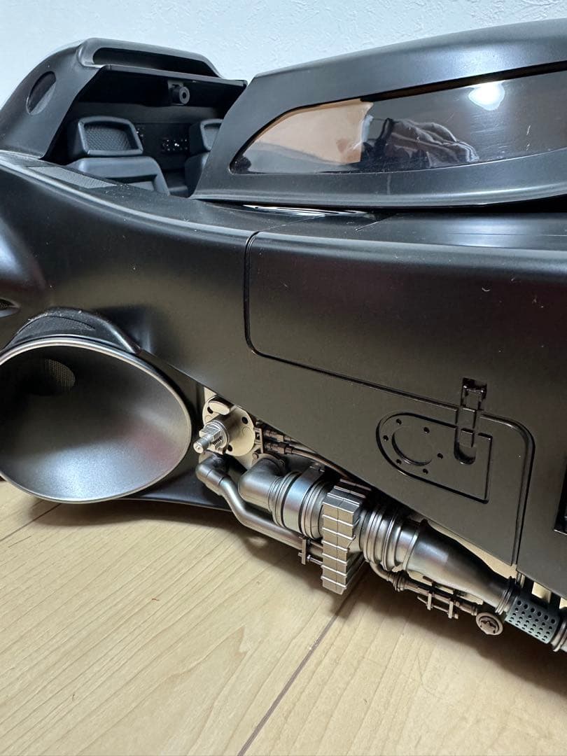 ホットトイズ　バットモービル1/6