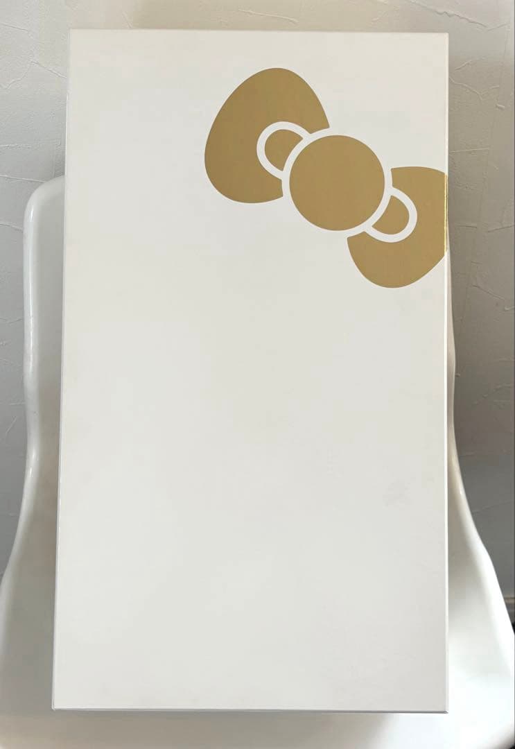 ❤︎*。ハローキティ 30周年 世界500体 限定 シリアルナンバー入 サンリオ