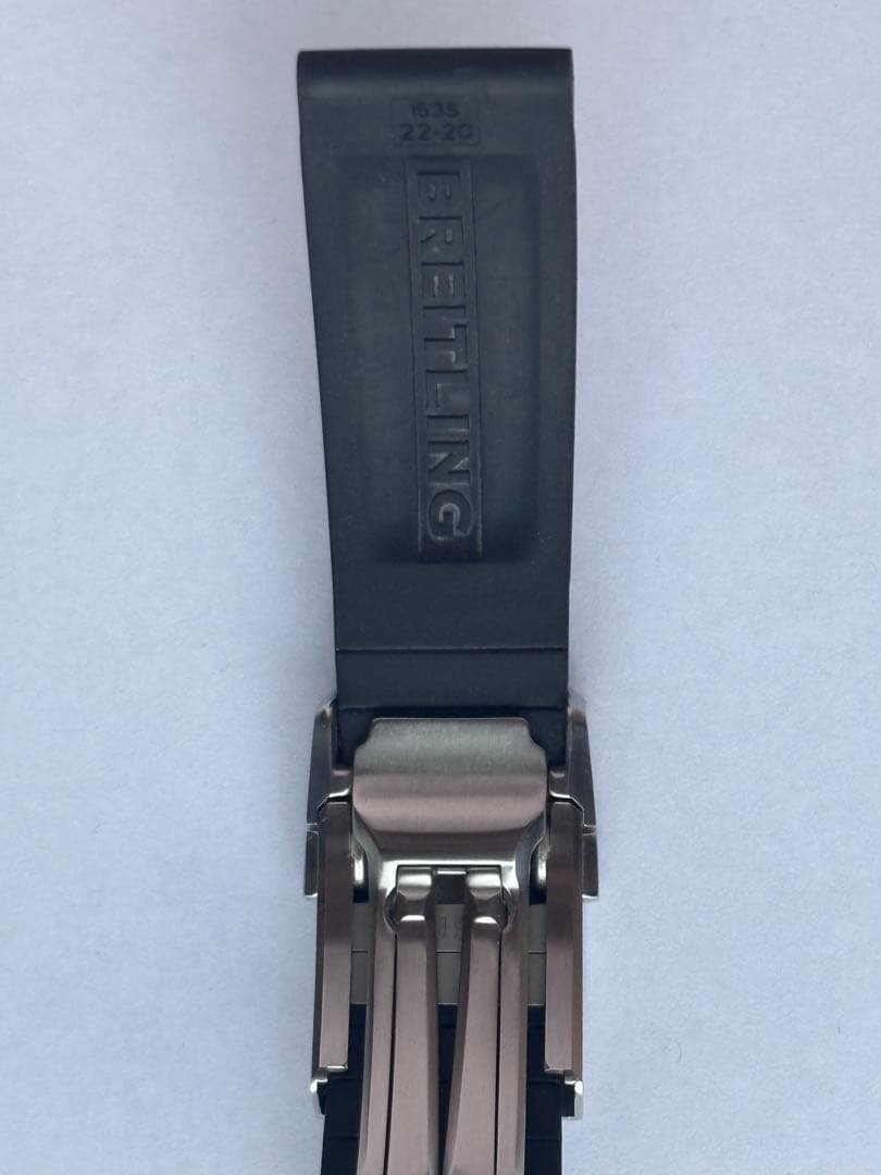 【希少（廃盤）、美品、未使用に近い】ブライトリング 純正 ラバーベルト　バックル
