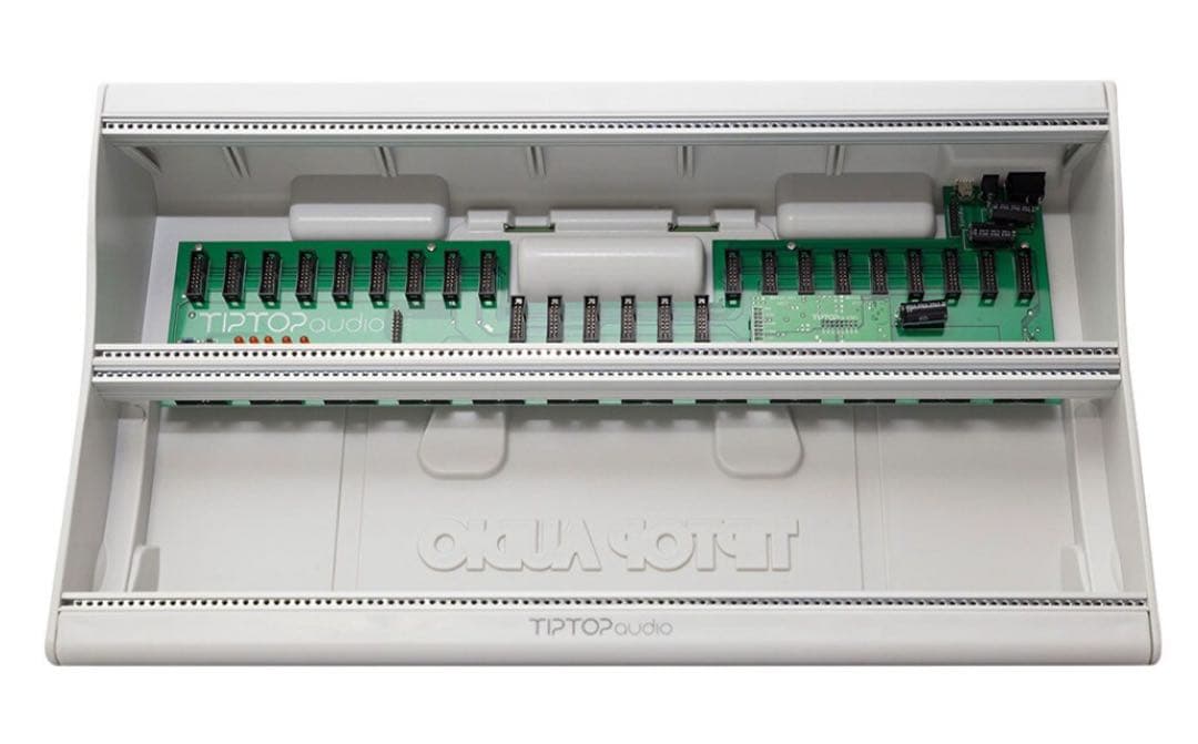 Tiptop Audio ( アクリルカバー付き)Mantis Red Amazon.co.jp: TIPTOP AUDIO Mantis Red ティップトップ ユーロラック