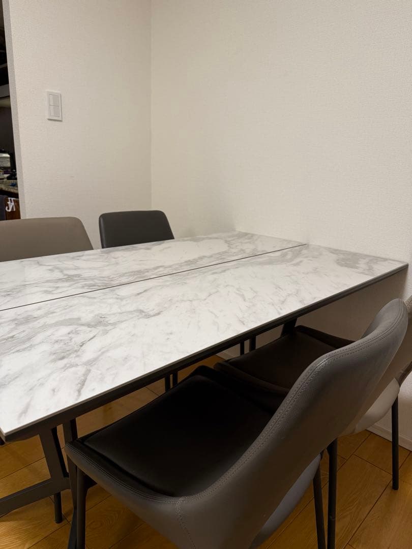 大塚家具　レイラ　テーブルのみ135cm