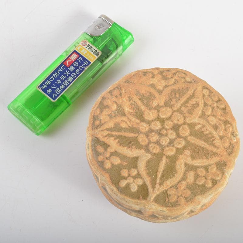 中国 越州窯青磁 花文 蓋物 盒子 N 7292E - メルカリ