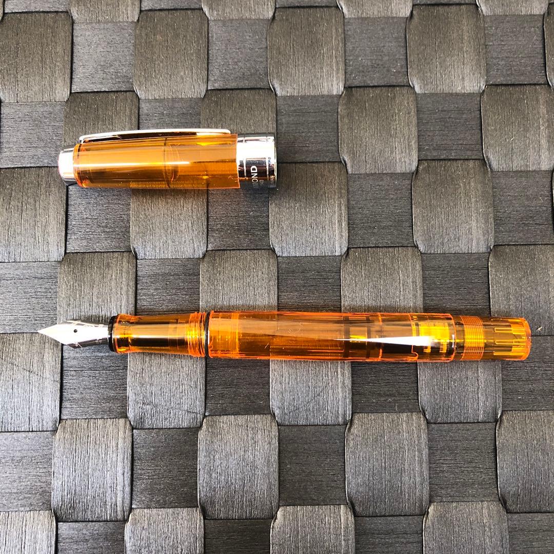 未使用TWSBI Diamond 540 万年筆 EFデモンストレータ オレンジ