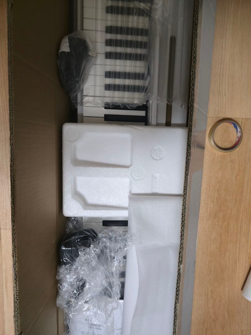 carina(カリーナ) 電子ピアノ 88鍵盤 木製 ホワイト LF0088