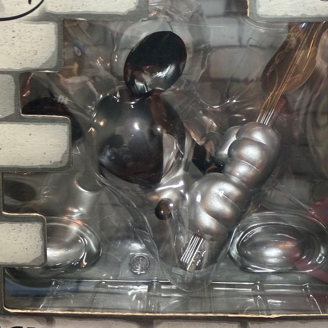 新品 ミッキーマウス VCD Guitar Ver. ブラック&シルバー