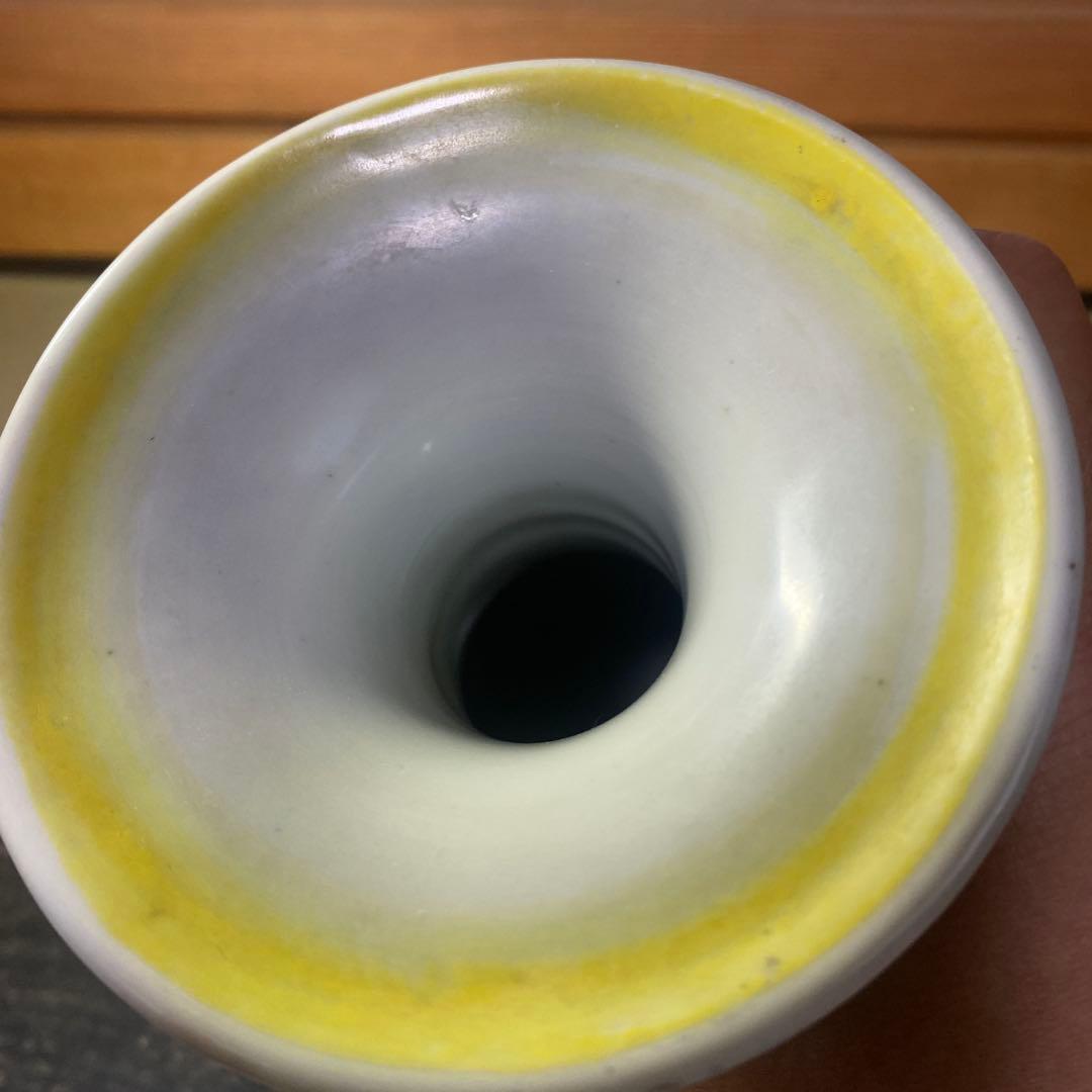 龍耳付色絵青磁花瓶　【作名有】