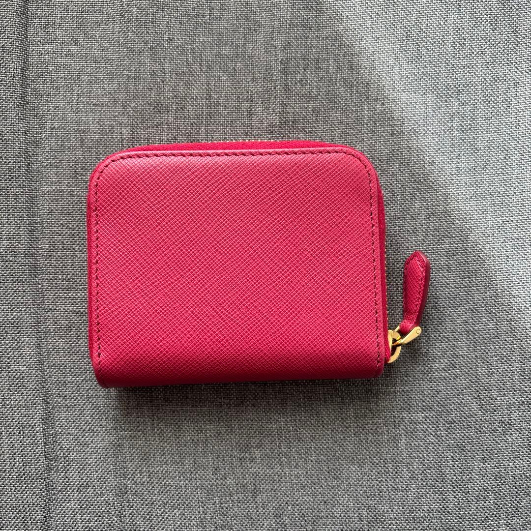 ＊PRADA サフィアーノレザー ケース