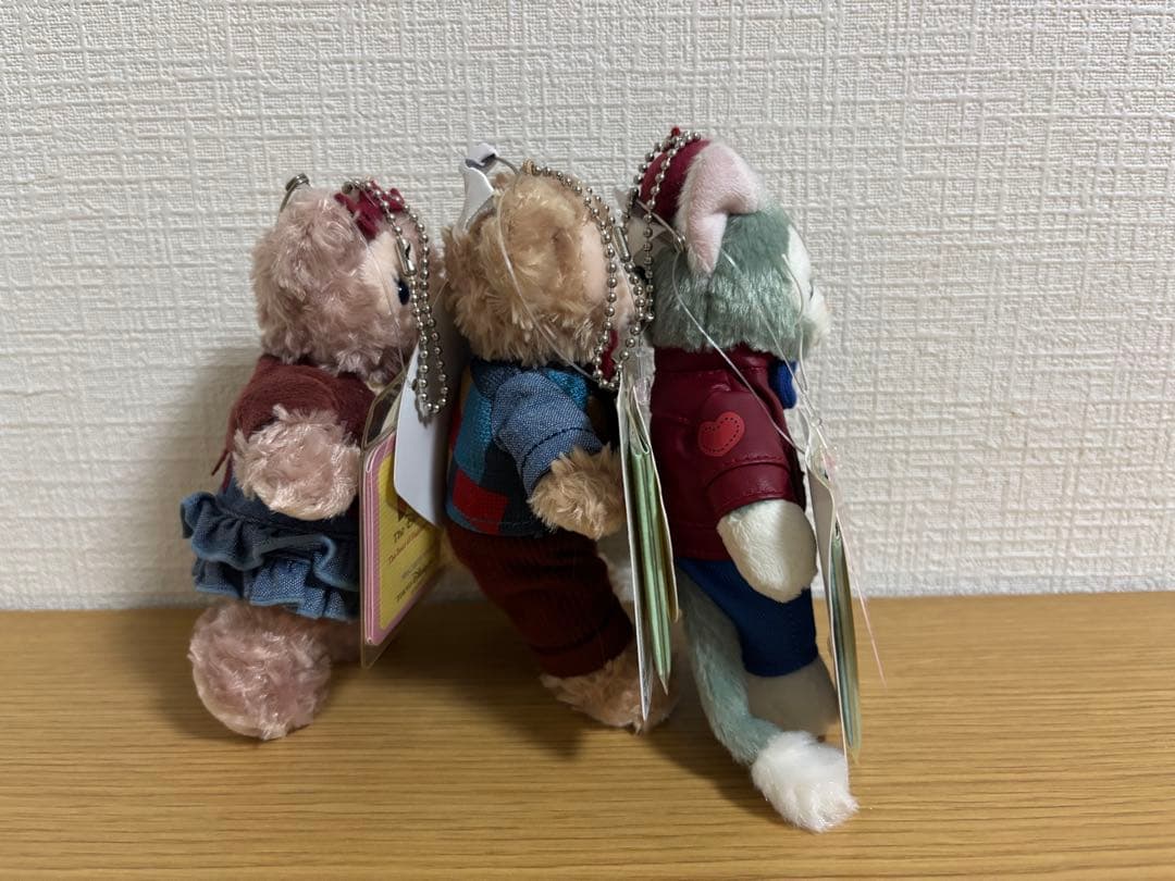 ダッフィー シェリーメイ　ジェラトーニ 2016 スウィートダッフィー バッジ