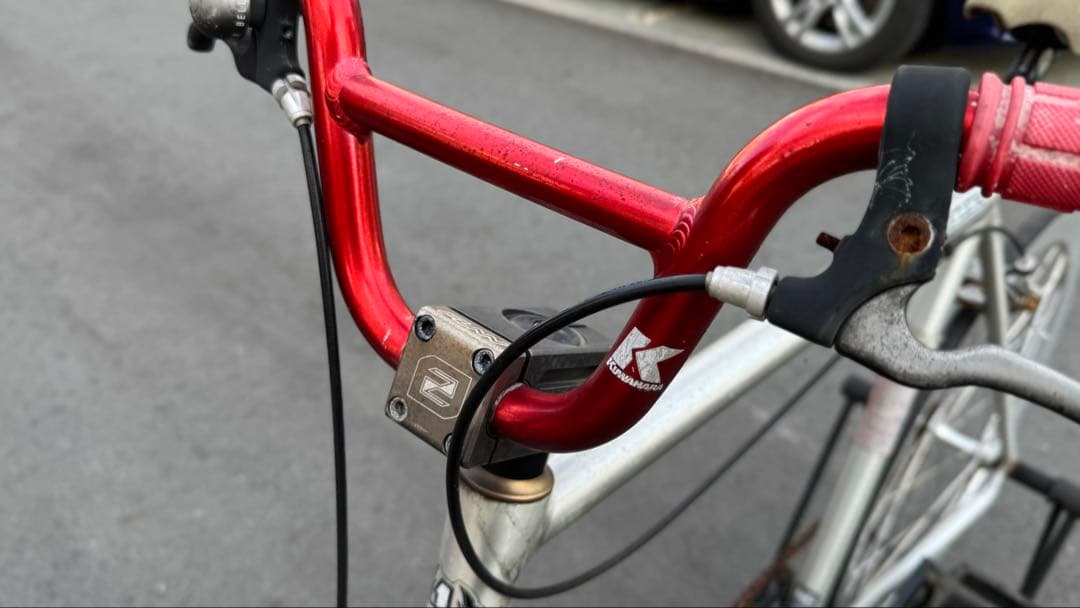 W-BASE DURCUS ONE ピスト