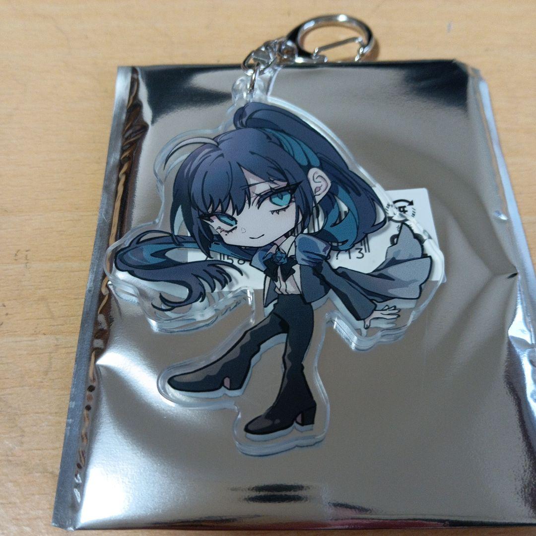 Ado よだか 活発綺麗！ アクリルキーホルダー - メルカリ
