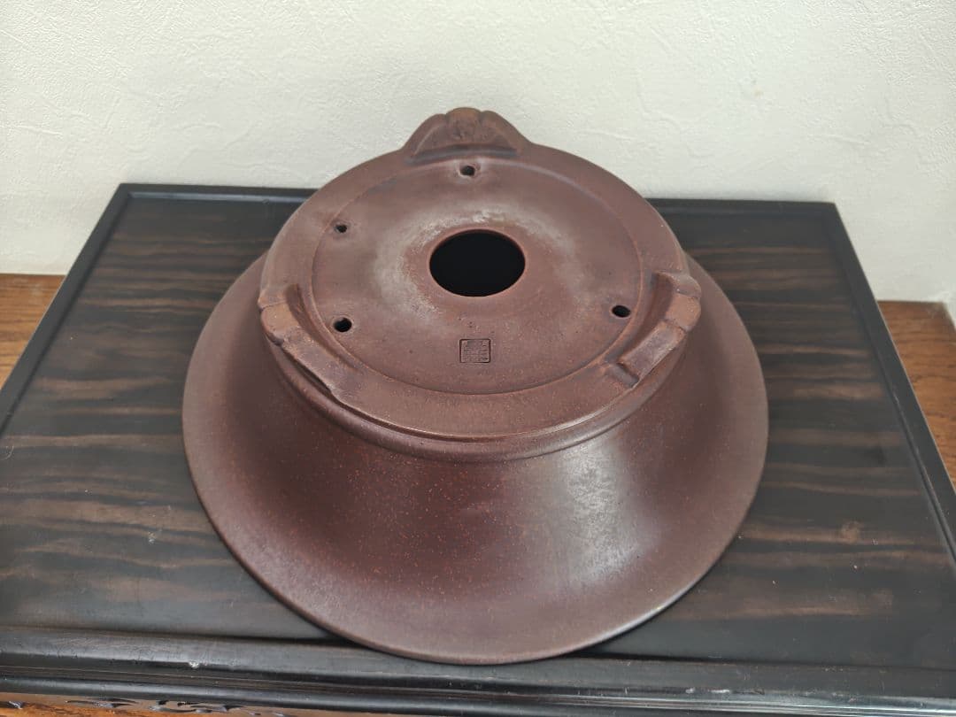 陶器 円形鉢 足付き 中央穴あり　豊林　落款