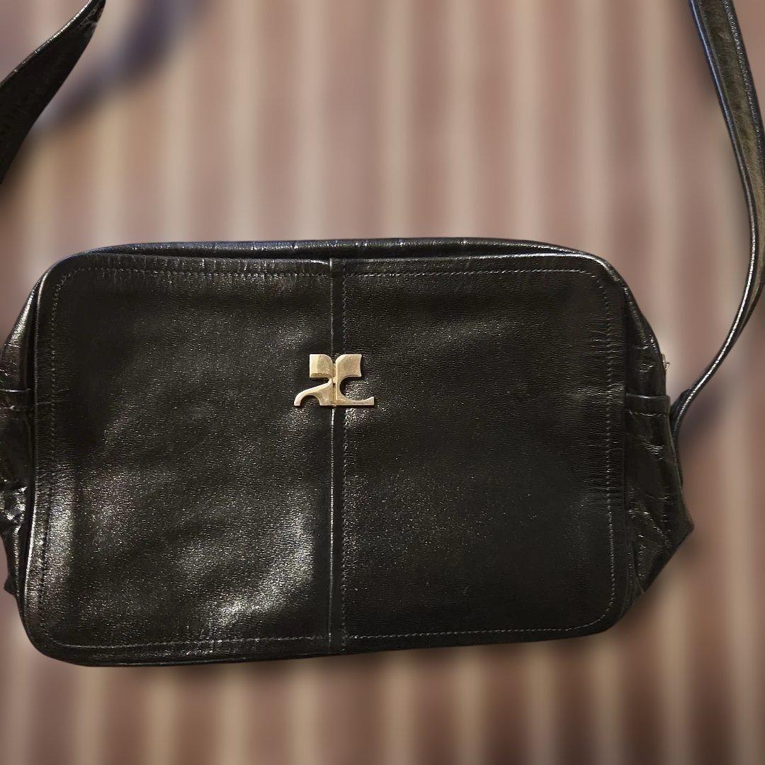 お洒落最終値下ですCute❗男女可❗courregesフランス製本革ショルダー黒