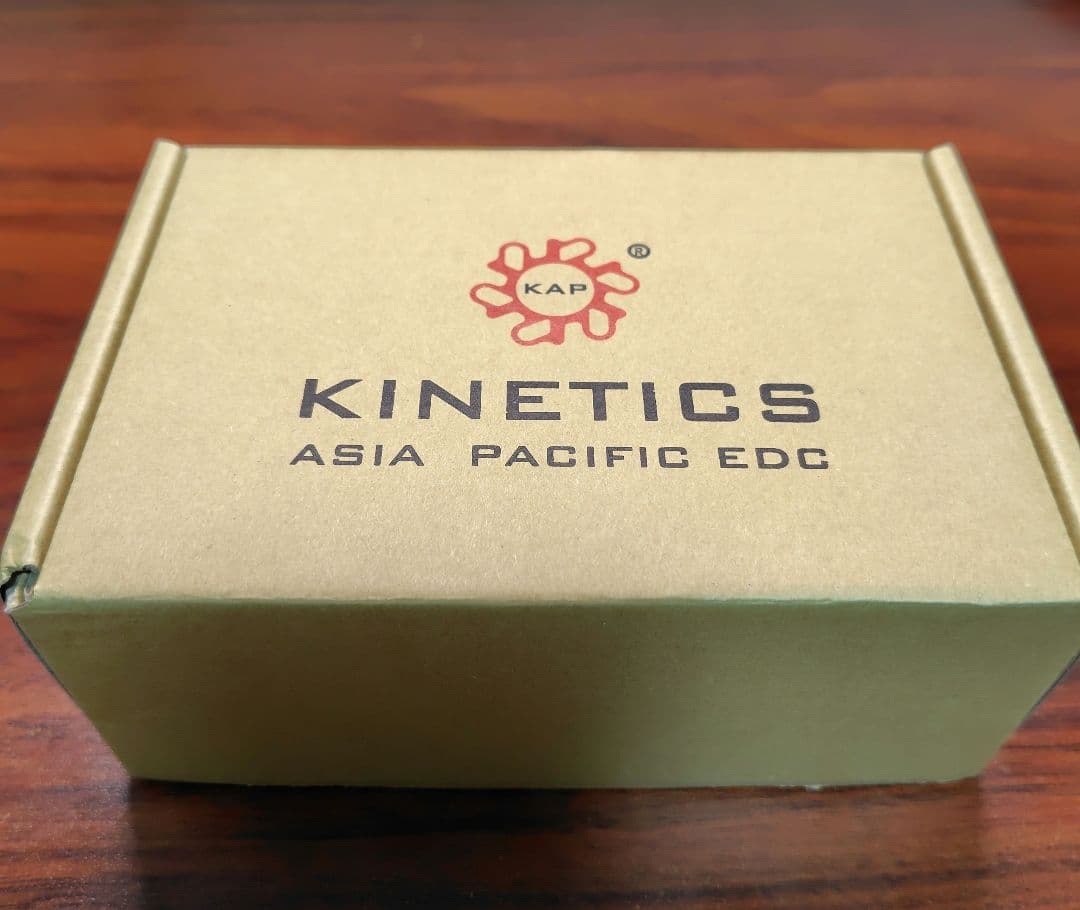 KAP EDC Collision ハンドスピナー PEI（ウルテム）