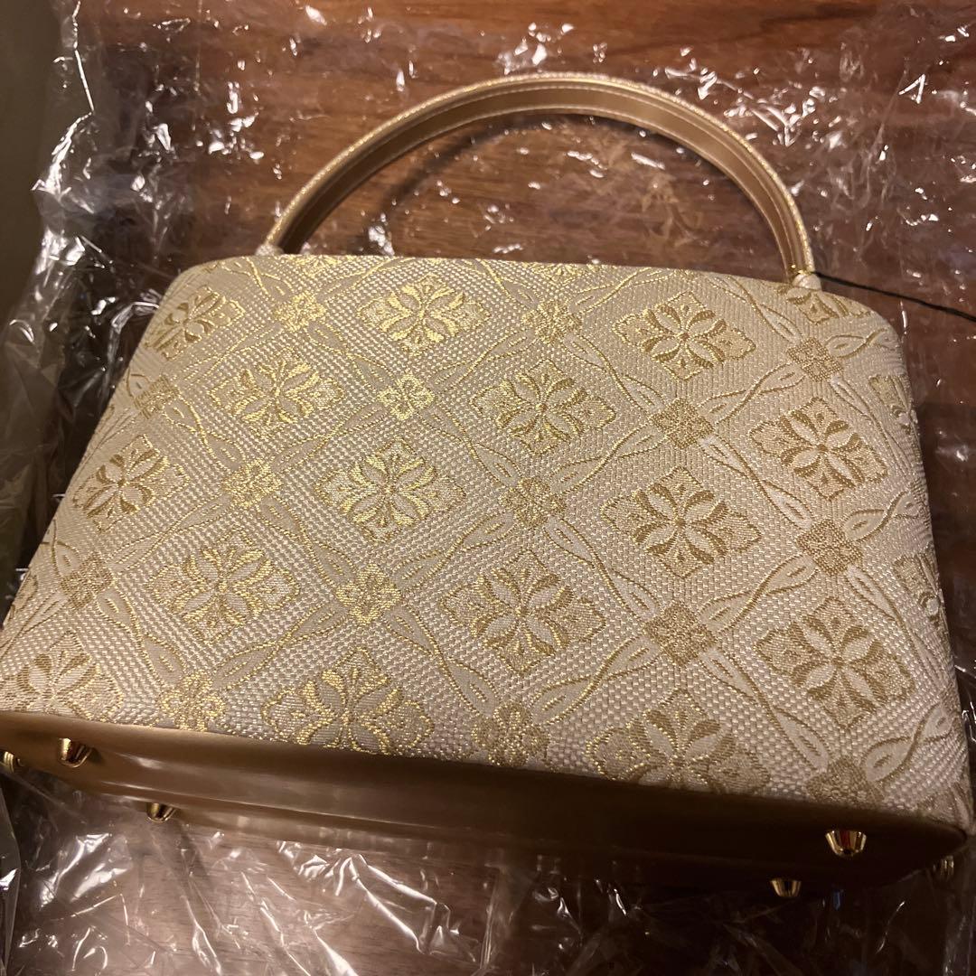 Pearltone ゴールド 和装用バッグ草履セット　紗織