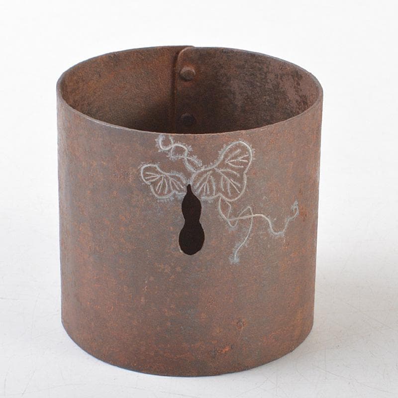 茶道具　古鉄鎚出　銀象嵌　瓢箪の葉文　蓋置　時代箱　V　R6097