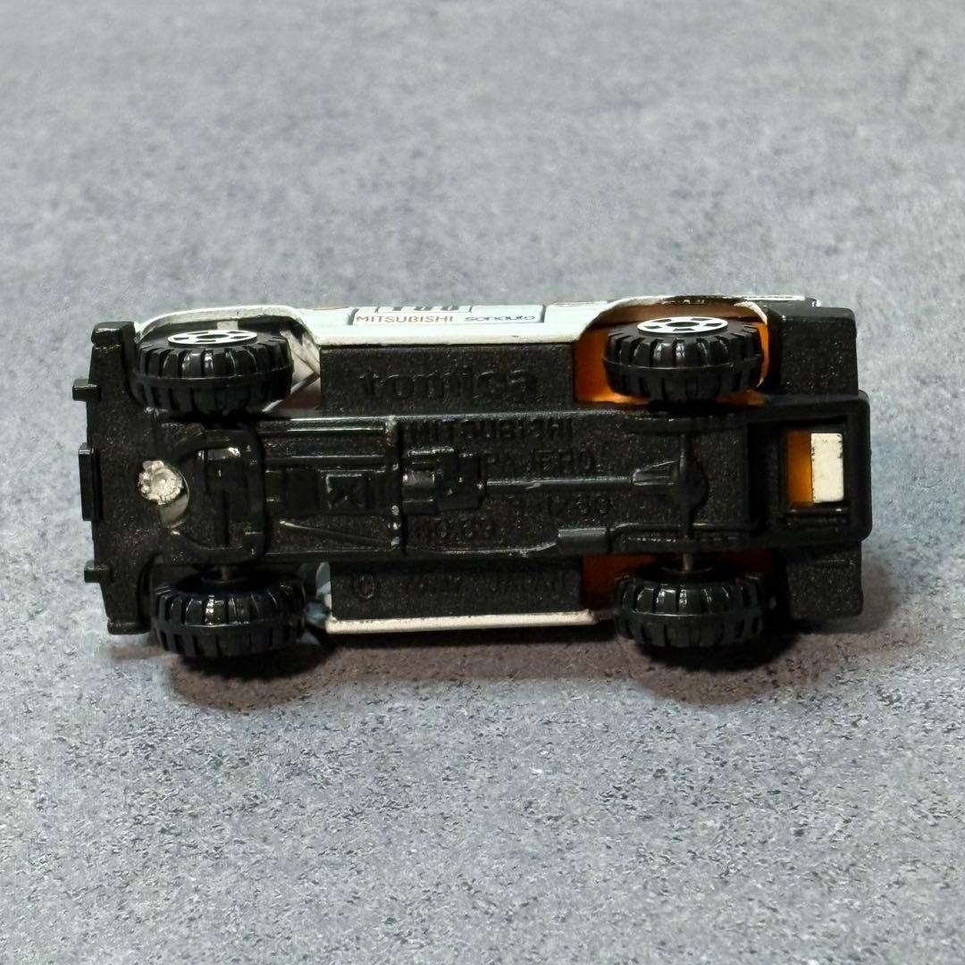 トミカ69三菱パジェロ 三菱自販特注 日本製