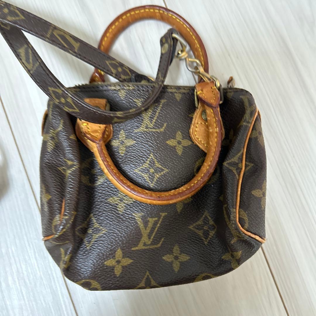 Louis Vuitton モノグラム