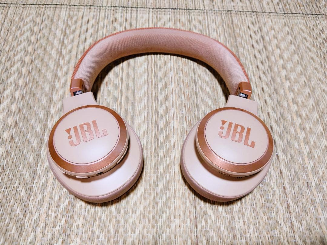 JBL Live 770NC　ノイズキャンセリングヘッドホン　砂色 JBL ワイヤレスヘッドホン JBL Live 770NC【Bluetooth ノイズキャンセ