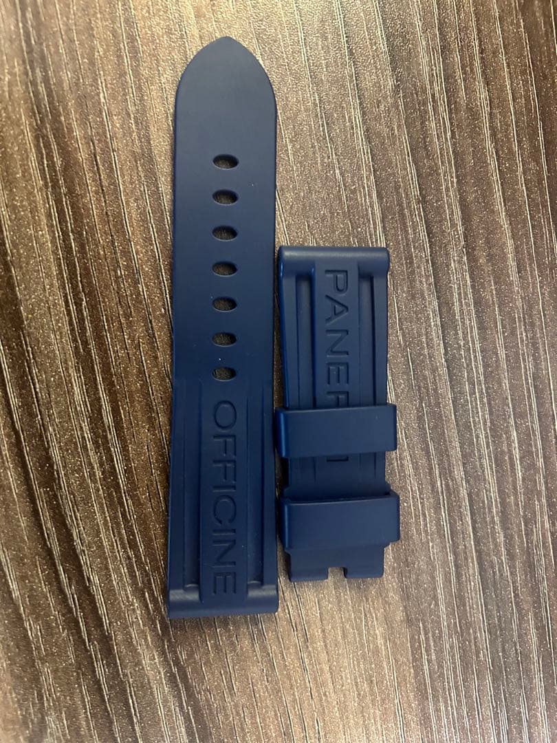 PANERAI OFFICINE ネイビー ラバーベルト