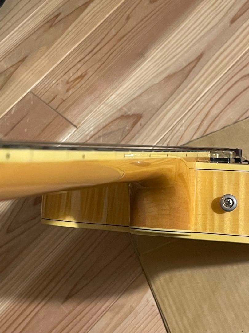 Epiphone フルアコ　EMPERORⅡ NAナチュラル