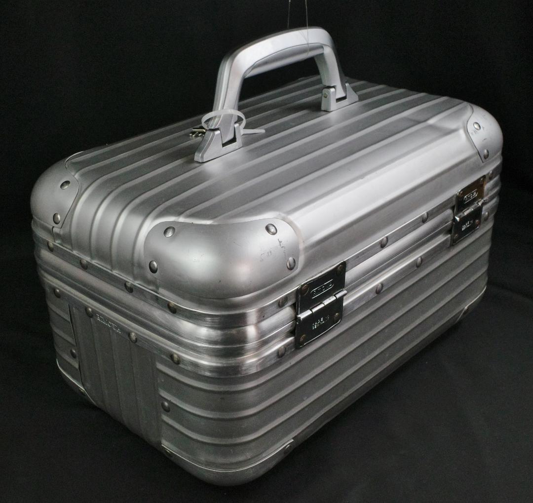 リモワ982.73 旧盤『TOPAS/トパーズ』ビューティケース 19L 鍵付